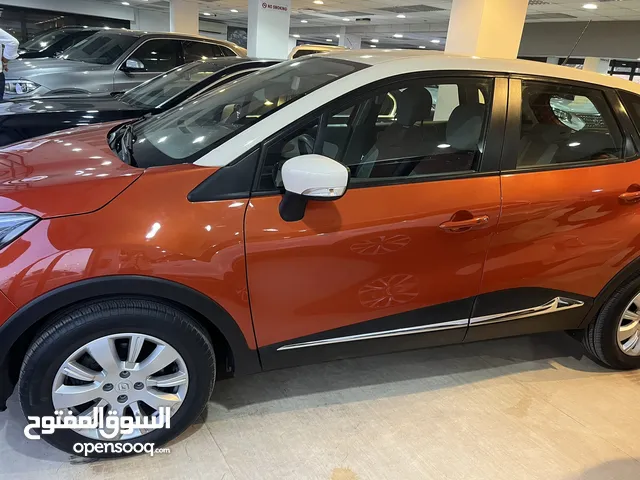 Renault Captur 2016 in Manama
