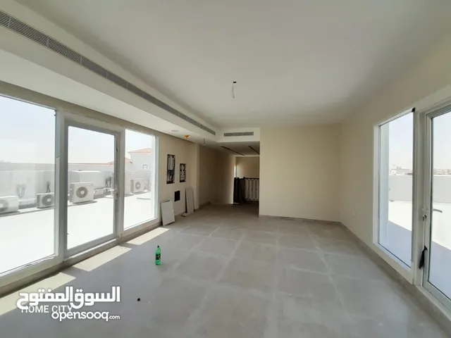 350 m2 More than 6 bedrooms Villa for Rent in Abu Dhabi Madinat Al Riyad