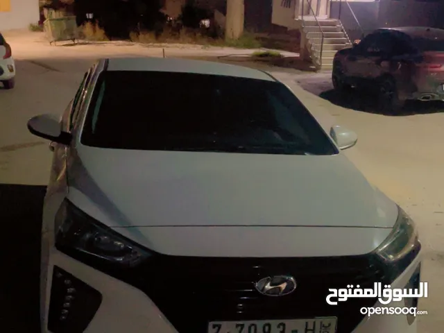 ايونيك هايبرد 2017