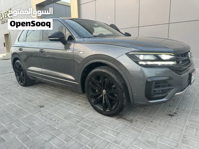 2019 Volkswagen Touareg Black Edition