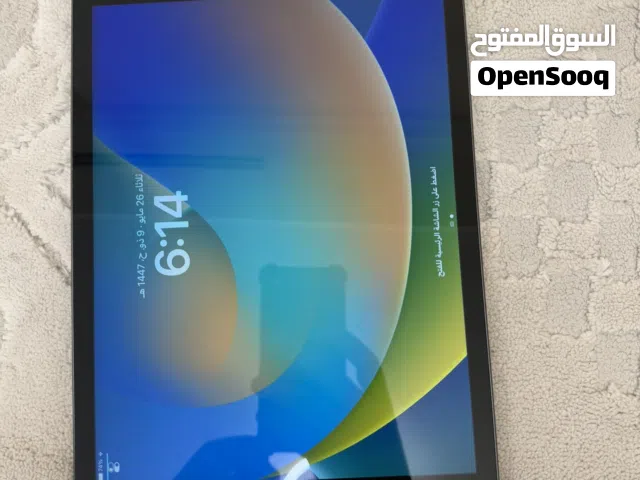 Apple iPad 8 32 GB in Ajman