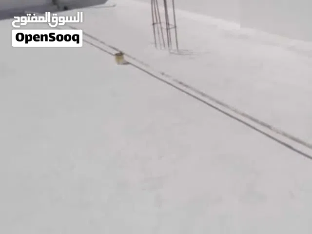 مادة بولي اكريلك لعزل الاسطح من تسريب المياه