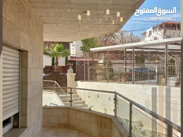 263 m2 4 Bedrooms Apartments for Sale in Amman Al Rabiah