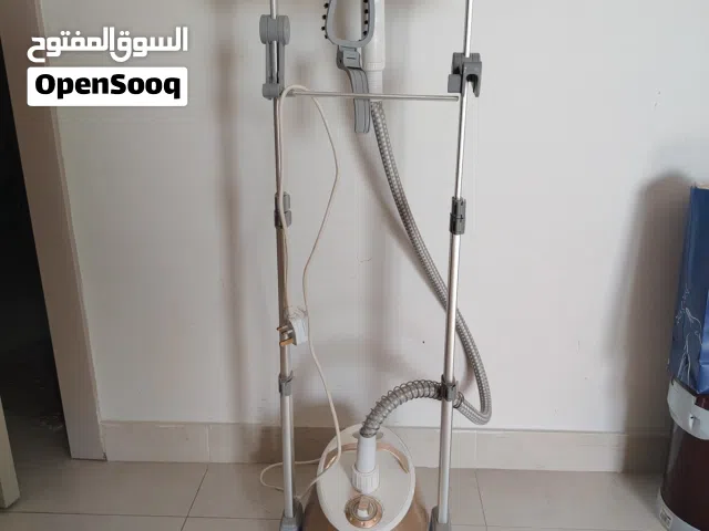 مكواة بخار بحالة جيده جدا