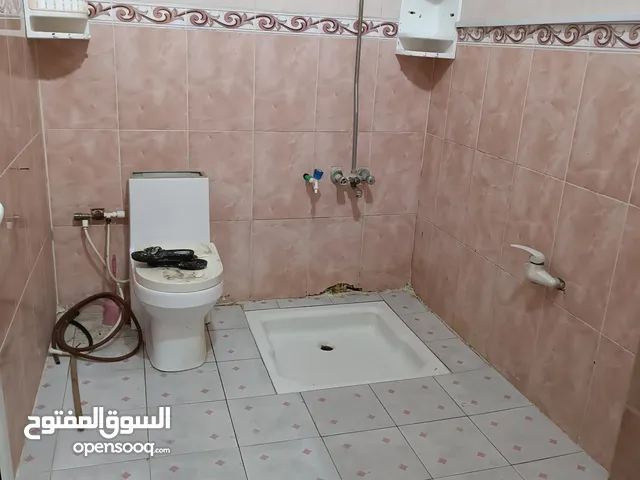 118m2 2 Bedrooms Villa for Rent in Basra Jumhuriya