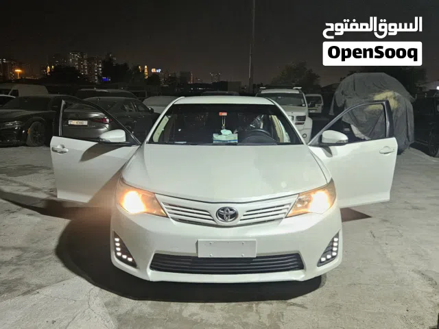 2014 Toyota Camry Standard