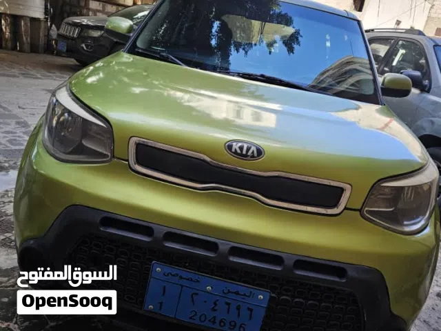 2015 كيا سول Standard