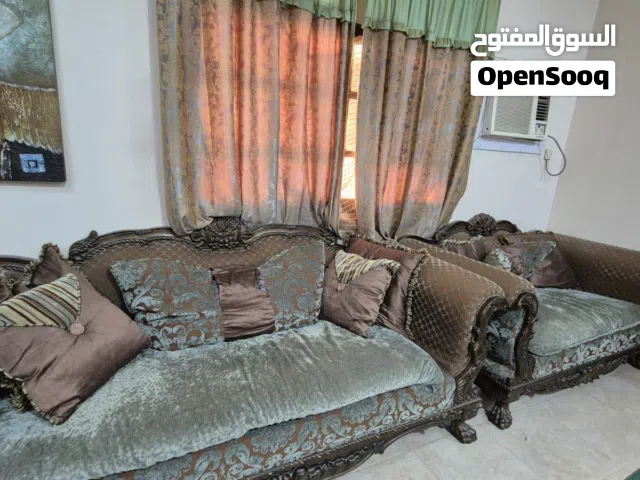 طقم جلوس  كنب كلاسيك فخم ومريح