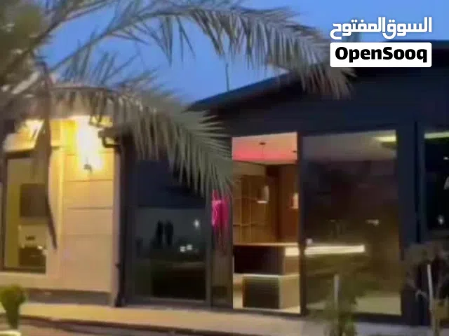 مزرعة للبيع مساحة 1600 متر عل تبليط خدمات كاملة فول مواصفات بغداد منطقة المكاسب خلف حي الجهاد ومطار