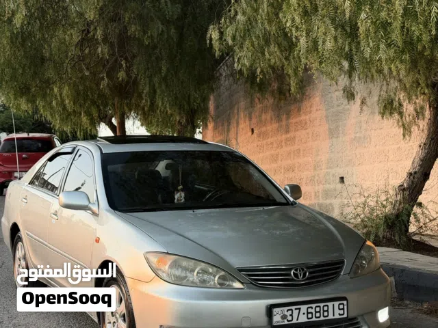 2005 تويوتا كامري XLE