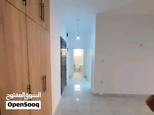 ( مطلوب 4 عزاب ) استوديو كبير ارضي للايجار في السلماني قرب مستشفي الجلاء ب800 شهري + عمولة مكتب