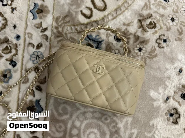 Hand Bags Beige for sale  in Farwaniya