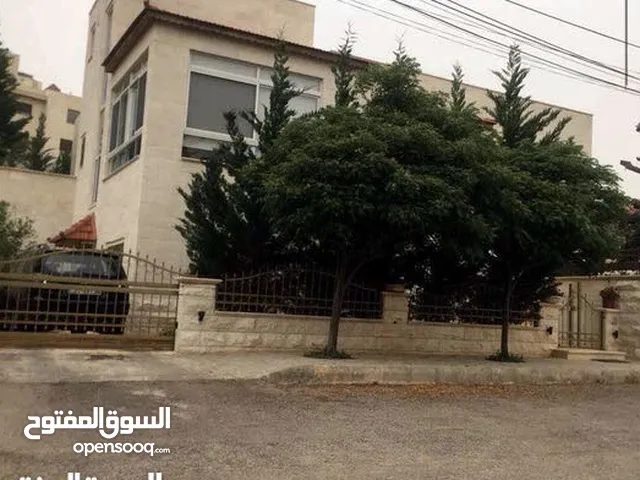 450m2 4 Bedrooms Villa for Sale in Amman Dabouq