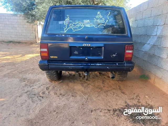 Used Jeep Cherokee in Qasr Al-Akhiar