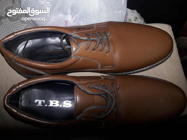 44 Casual Shoes in Minya