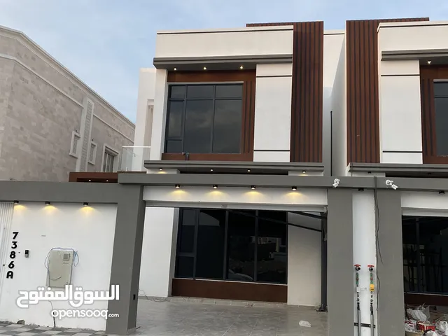 374 m2 5 Bedrooms Villa for Sale in Muscat Al Khoud
