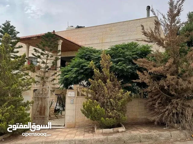 225 m2 3 Bedrooms Villa for Sale in Zarqa Al Zarqa Al Jadeedeh