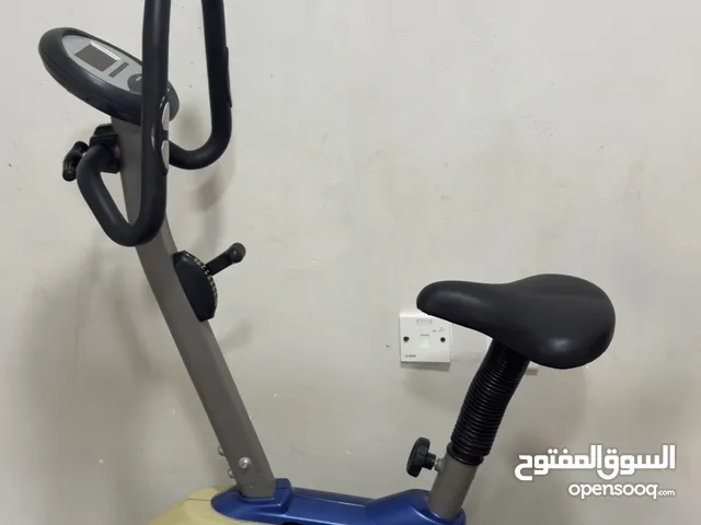 دراجة تمارين ثابته من ماركة AIBI gym مناسبة للتمارين القلبية وحرق الدهون وتقوية عضلات الساقين