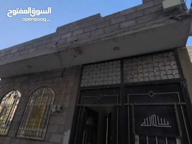 99 m2 4 Bedrooms Townhouse for Sale in Sana'a Other