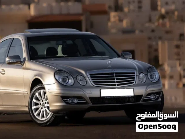 2008 مرسيدس بنز الفئة-E E 200