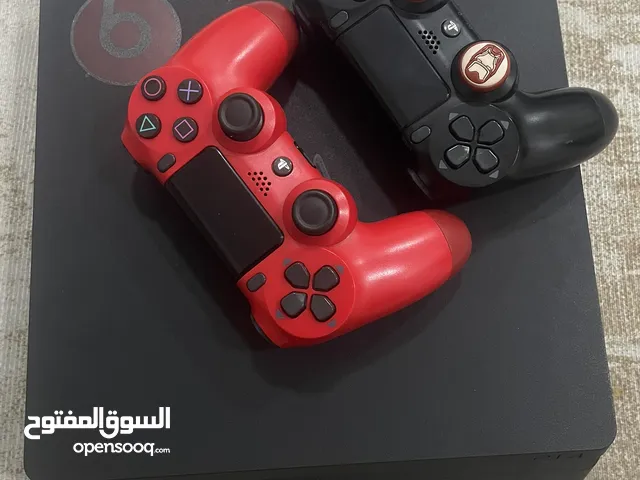 PlayStation 4 PlayStation for sale in Al Dakhiliya