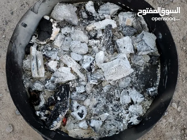 للبيع فحم مانجا نباتي طبيعي رقم واحد.البيع جملو الوزن 20 طن . السعر 85.البيع كاش00 دينار كويتي