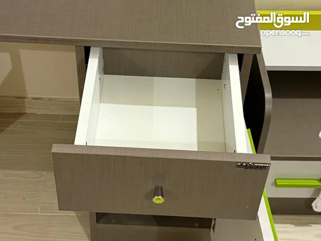 طقم غرفة نفر 90*190 القفاري شبه جديدة