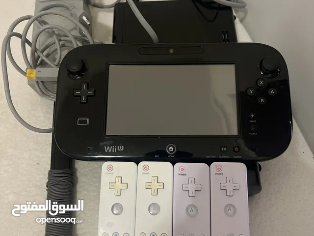 Wii u للبيع مهكر و أربع اجهزة