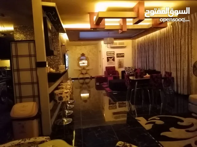 روف مفروش بالكامل للايجار. إقرأ تفاصيل الإعلان كاملة لطفا furnished roof top for rent