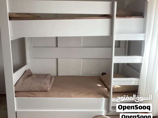 سرير دورين متين ونظيف جداا لا يوجد اي عيوب او ضرر