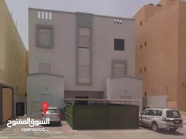 1260 m2 More than 6 bedrooms Townhouse for Rent in Kuwait City Jaber Al Ahmed