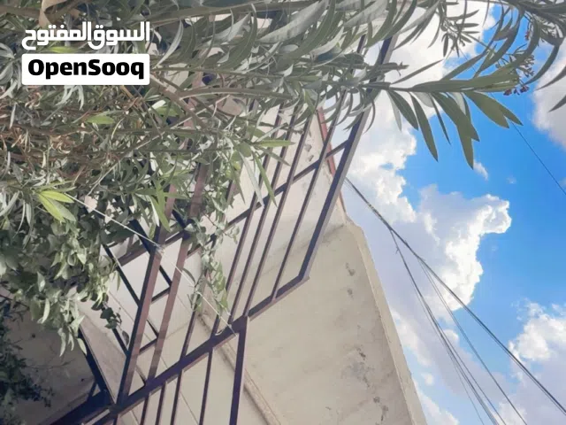 درج حديد خارجي