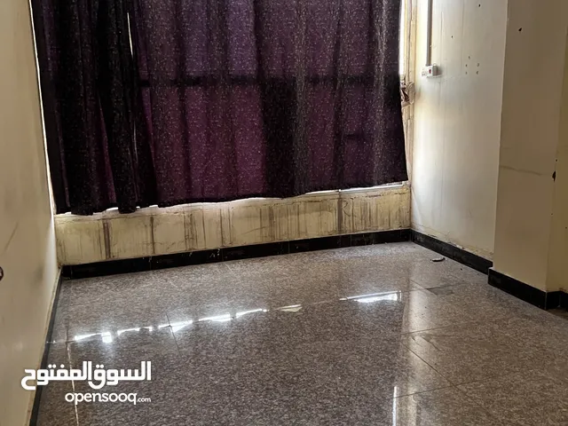 50 m2 3 Bedrooms Apartments for Rent in Basra Corniche