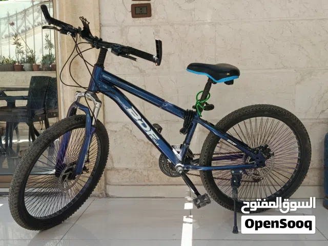 للبيع: دراجة جبلية زرقاء (صناعة تايوانية - شركة BDF) بحالة ممتازة