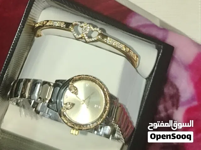 ساعة واسوارة