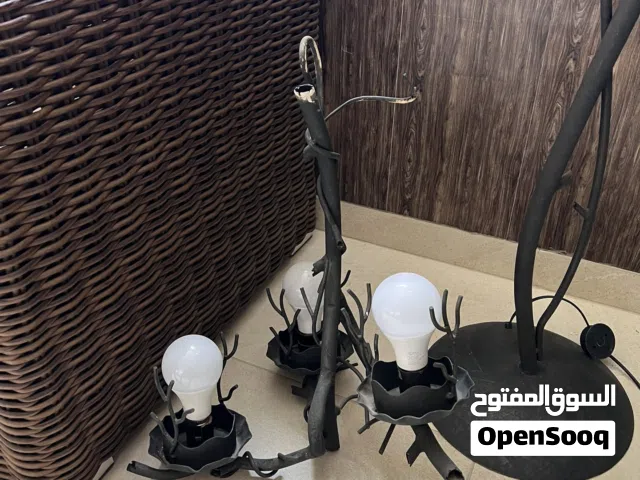 سايد لامب وثريا