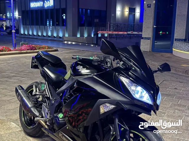 للبيع كوازكي نينجا 300 FOR SALE