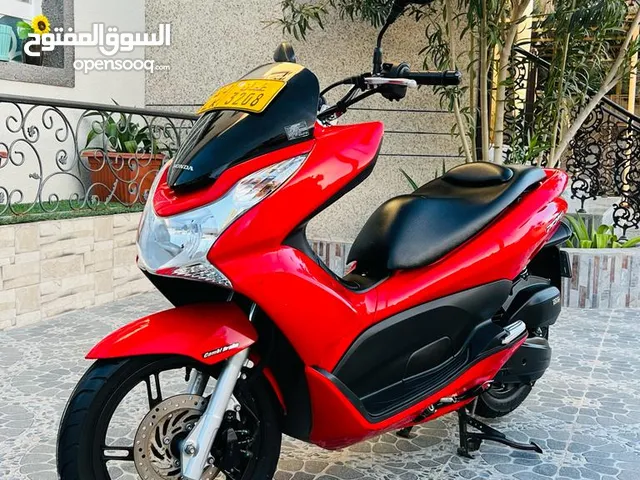 Honda PCX150 2014 in Al Dakhiliya