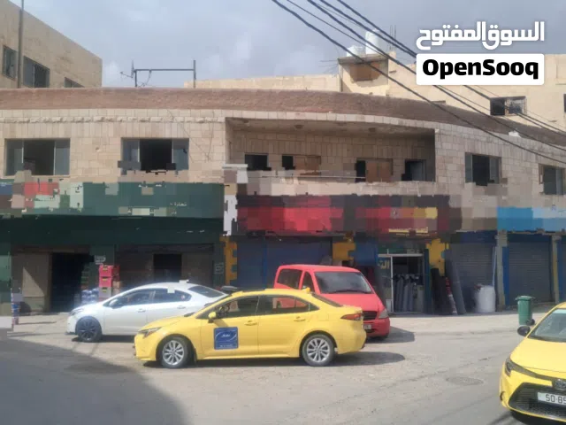 مجمع تجاري ع شارع جيش دخلو شهري الان 310 واذا تأجر بالكامل بصير دخلو 1000 شهري مطلوب فيه 80 الف