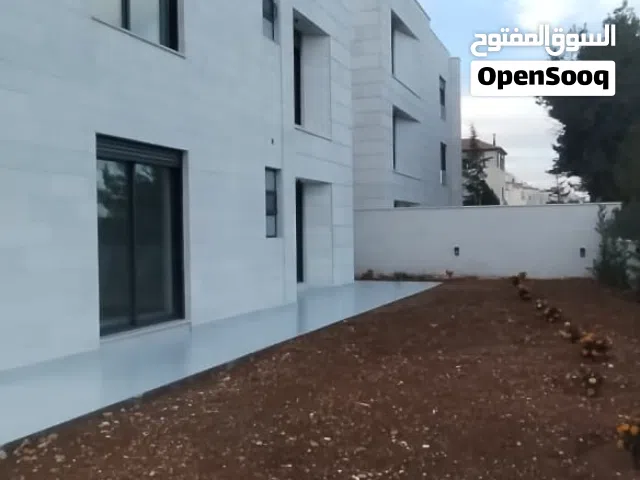 650 m2 4 Bedrooms Apartments for Sale in Amman Dabouq