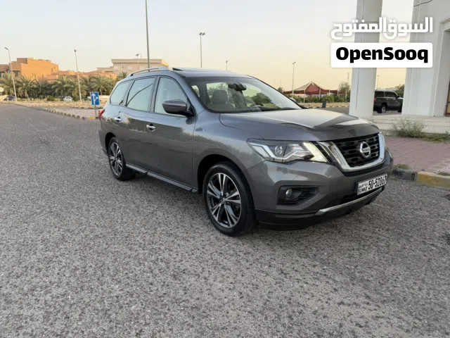 2018 Nissan Pathfinder SL