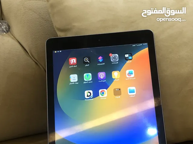Apple iPad 5 32 GB in Al Dhahirah