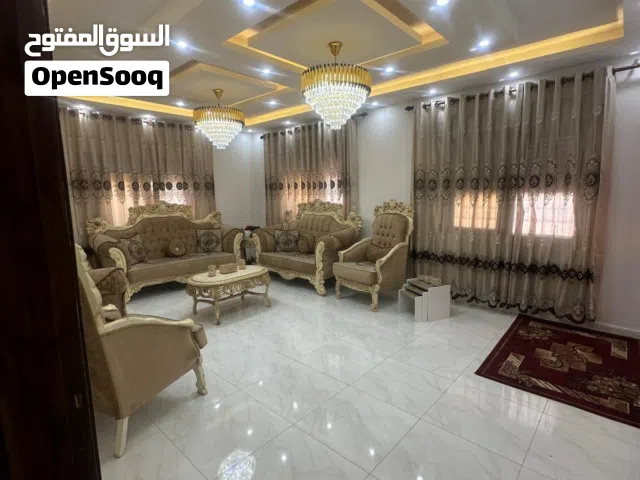  Building for Sale in Zarqa Hay Al-Rasheed - Rusaifah