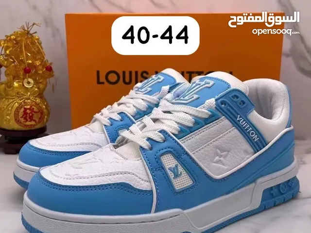 Multicolor Sport Shoes in Al Ain