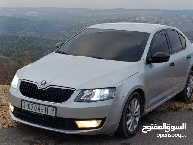 سكودا اوكتافيا 2016