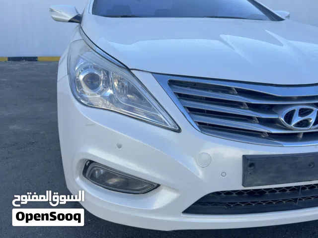 2011 Hyundai Azera Standard