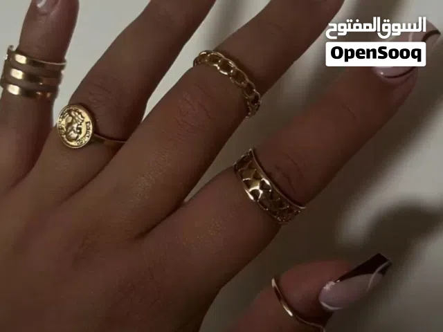 تركيب وطلاء ورسمات وفرنش أظافر اليدين فقط