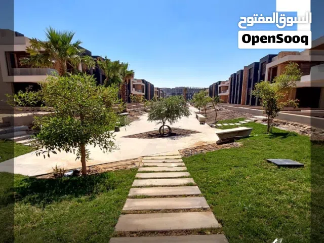 متاح الآن فيلا واحدة فقط بتشطيب كامل Fully Finished بالتكييفات.300 متر بموقع مميز استلام فوري عاصمه