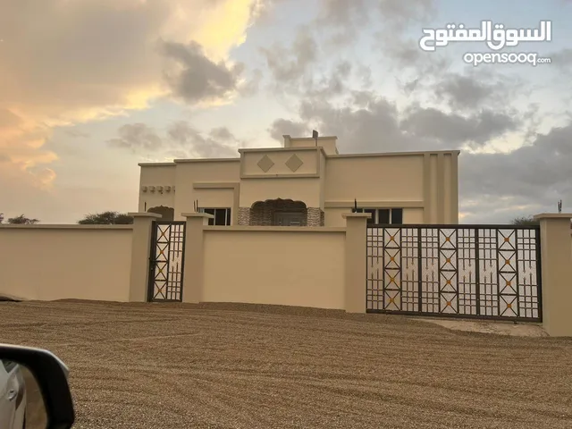 251 m2 3 Bedrooms Townhouse for Sale in Al Batinah Suwaiq
