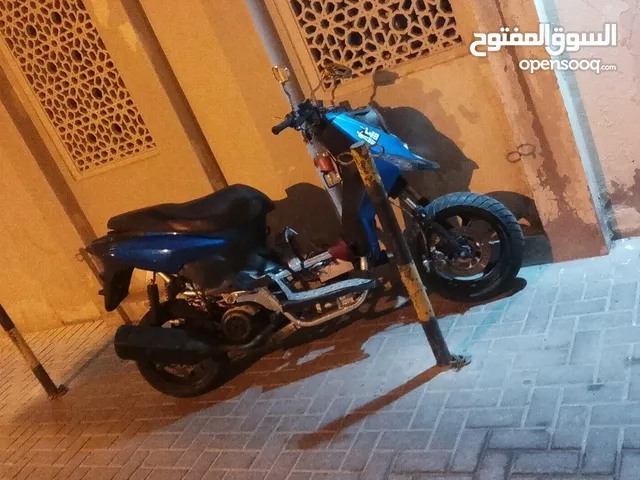 للبيع سكوتر كميكو بحاله ممتازة جدا حجم 150